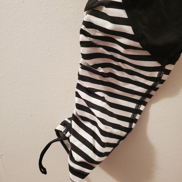 Victoria's Secret BSX Sport | Black Showtime Tight Leggings - Picture 3 of 7